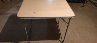 Mesa de camping plegable madera y metal