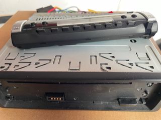 AUTO RADIO CD PIONEER.