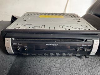 AUTO RADIO CD PIONEER.