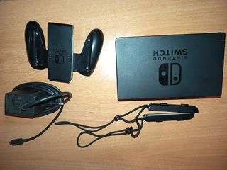 Nintendo Switch + Accesorios  EN JEREZ SLO