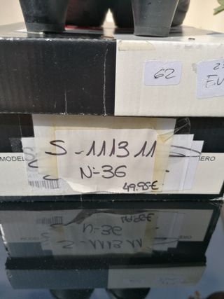 Zapatos elegantes o regalo