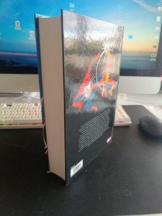 Marvel gold marvel team-up. fantasmagoría