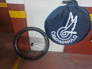 Ruedas Campagnolo Bora WTO45 freno llanta cubierta