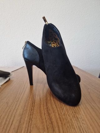 Botines negros con tacón