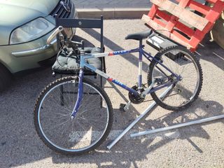 Bicicleta antigua de carreras