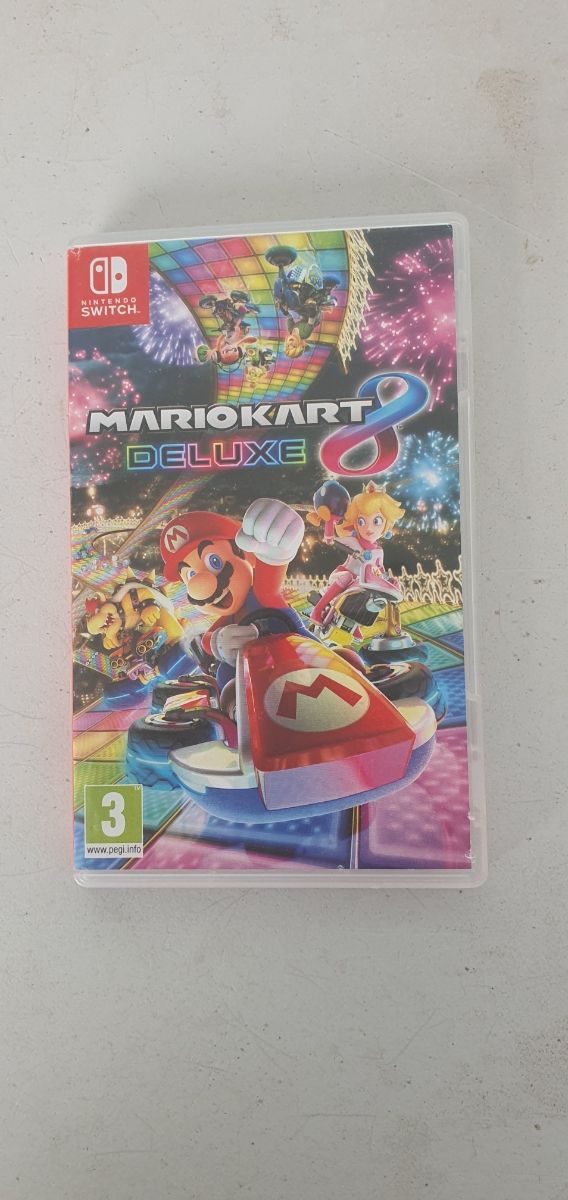 Caja Mario Kart 8 Deluxe Nintendo Switch