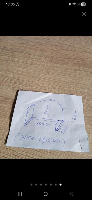 Mesa de escritorio de madera