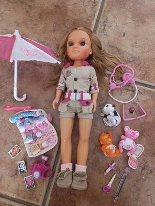 Nancy Exploradora con Accesorios