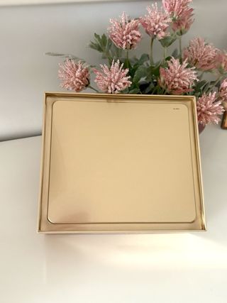 CAJA METÁLICA DORADA ALMACENAJE