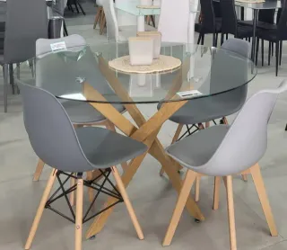 Mesa cristal 4 sillas nórdicas OFERTA