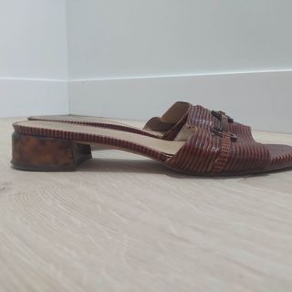 Sandalias UNISA Marrones