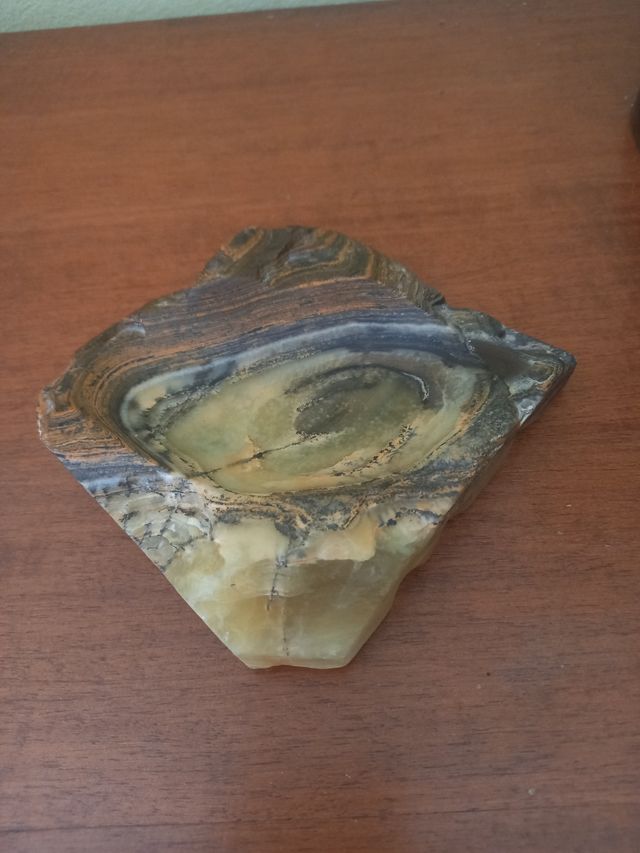 Posacenere Anni 60 in pietra agata.