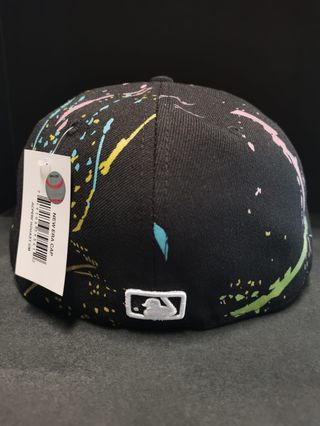 Gorra New Era 59Fifty Splash Paint
Talla 7.1/4