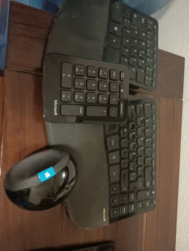 Teclado Microsoft Ergonómico Español Negro
