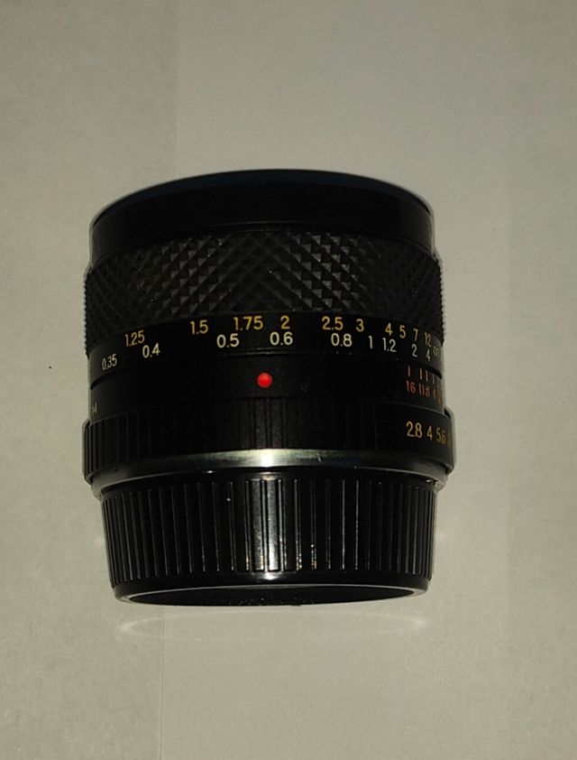 Fotocamera Yashica FX-3 + custodia + 3 obiettivi