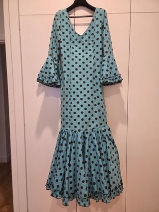 Traje de flamenca lunares