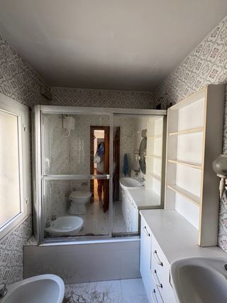Mueble de baño madera y cristal