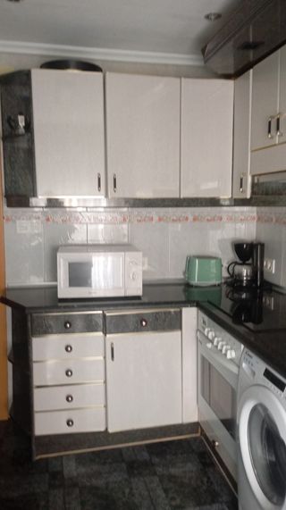 Muebles de cocina en L - Solo Muebles
