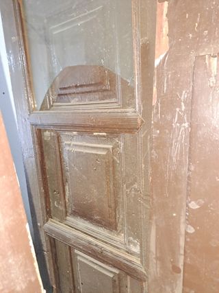 Puertas antiguas madera y contraventanas