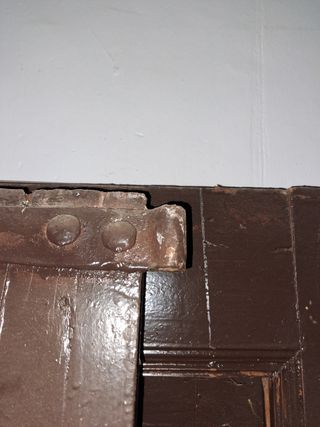 Puertas antiguas madera y contraventanas