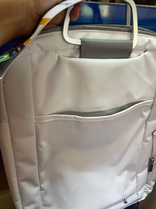 Maletín portátil blanco approx