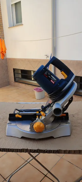 Ingletadora Ryobi