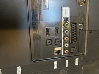 TV Samsung 32 con mando de regalo transistor AM/FM