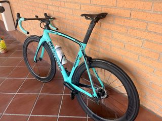 Bicicleta Bianchi Oltre XR4 2017