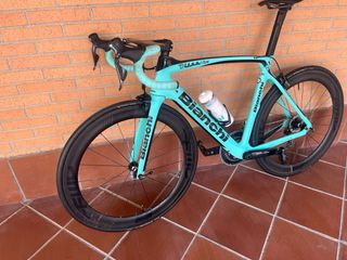 Bicicleta Bianchi Oltre XR4 2017
