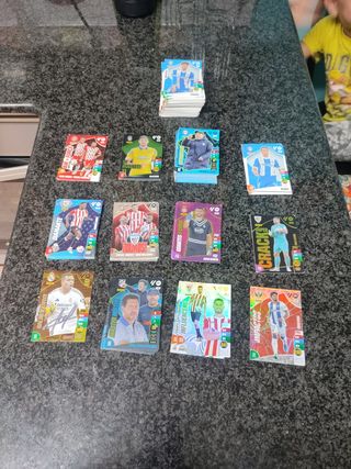 Cromos Adrenalyn XL 24-25