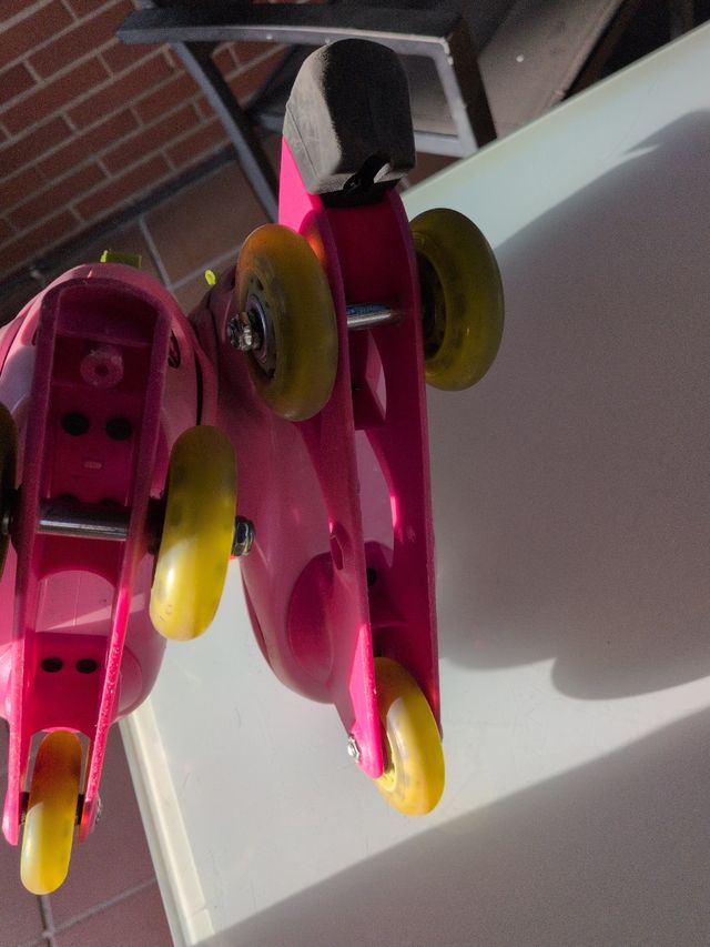 Patines niña evolutivos rosa y amarillo