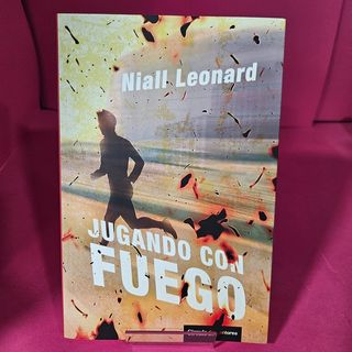Libro jugando con fuego (Niall leonard)