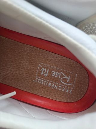 Deportivas Skechers Blancas Talla 41 Nuevas