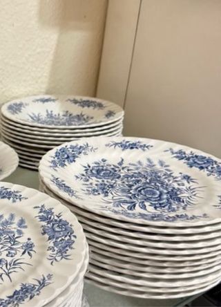 Platos Beacon Hill porcelana azul