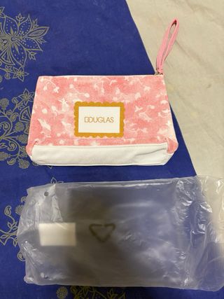 Neceser de maquillaje nuevo