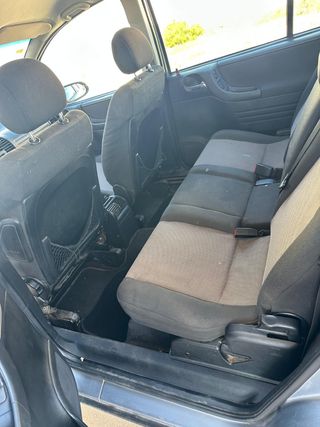 Opel Zafira 2004