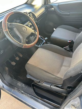 Opel Zafira 2004