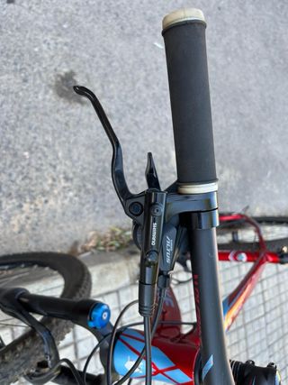 Bicicleta de Montaña Roja