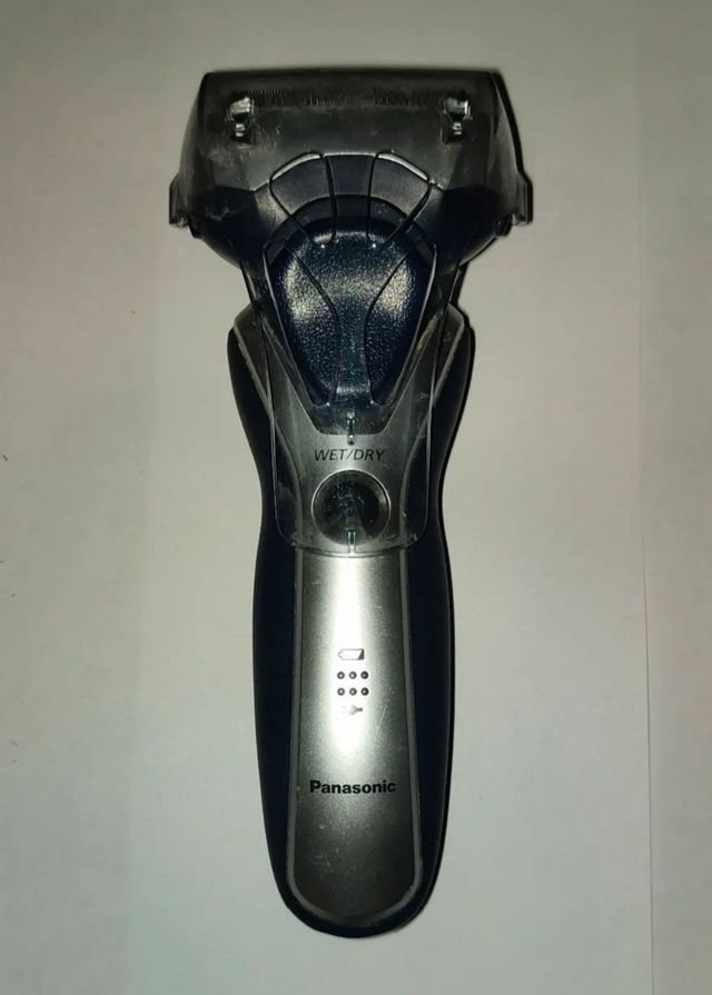 3 Rasoi ricaricabili 2 Philips e 1 Panasonic