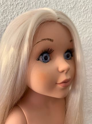 Lote 2 Muñecas Rubia y castaña