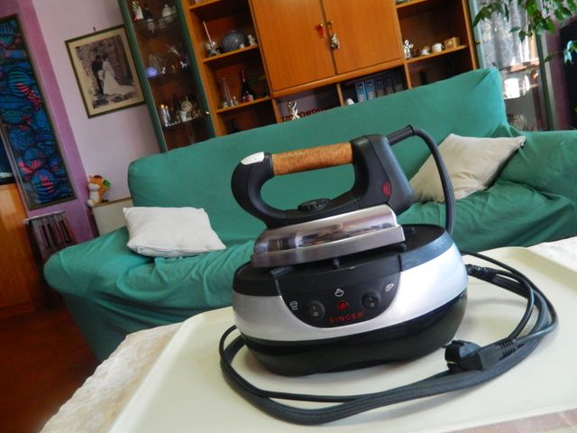 Ferro da stiro Singer con caldaia