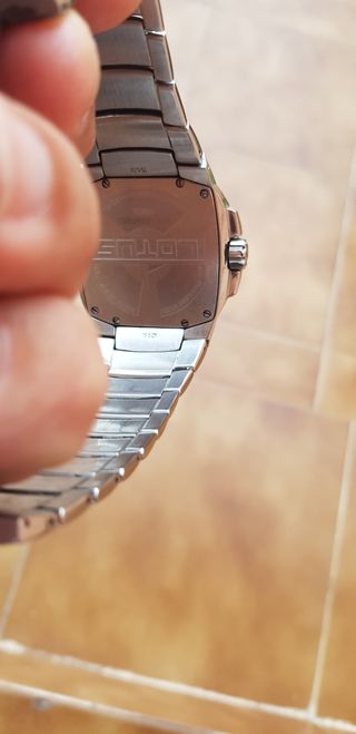 Reloj Lotus Caballero Negro y Plateado