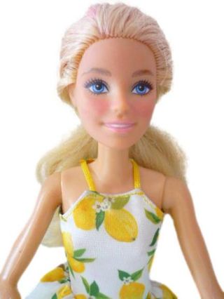 Muñecas estilo Barbie