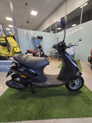 PIAGGIO ZIP 50 4T 2009 7.400KM MUY CUIDADA!