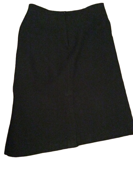 Falda negra con plisado y botón