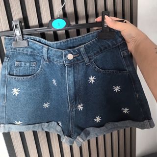 Disponible de nuevo los short vaquero !!! Talla 36