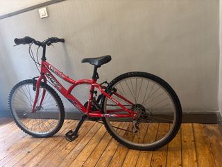 Bicicleta infantil Orbea roja
Regalo casco 