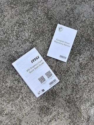 Caja MSI GeForce RTX 4060 Ventus 2X OC