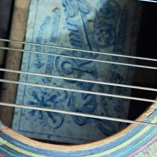 dos masdolinas de 8cuerdas