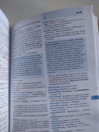 Diccionario Oxford Pocket para estudiantes de i...